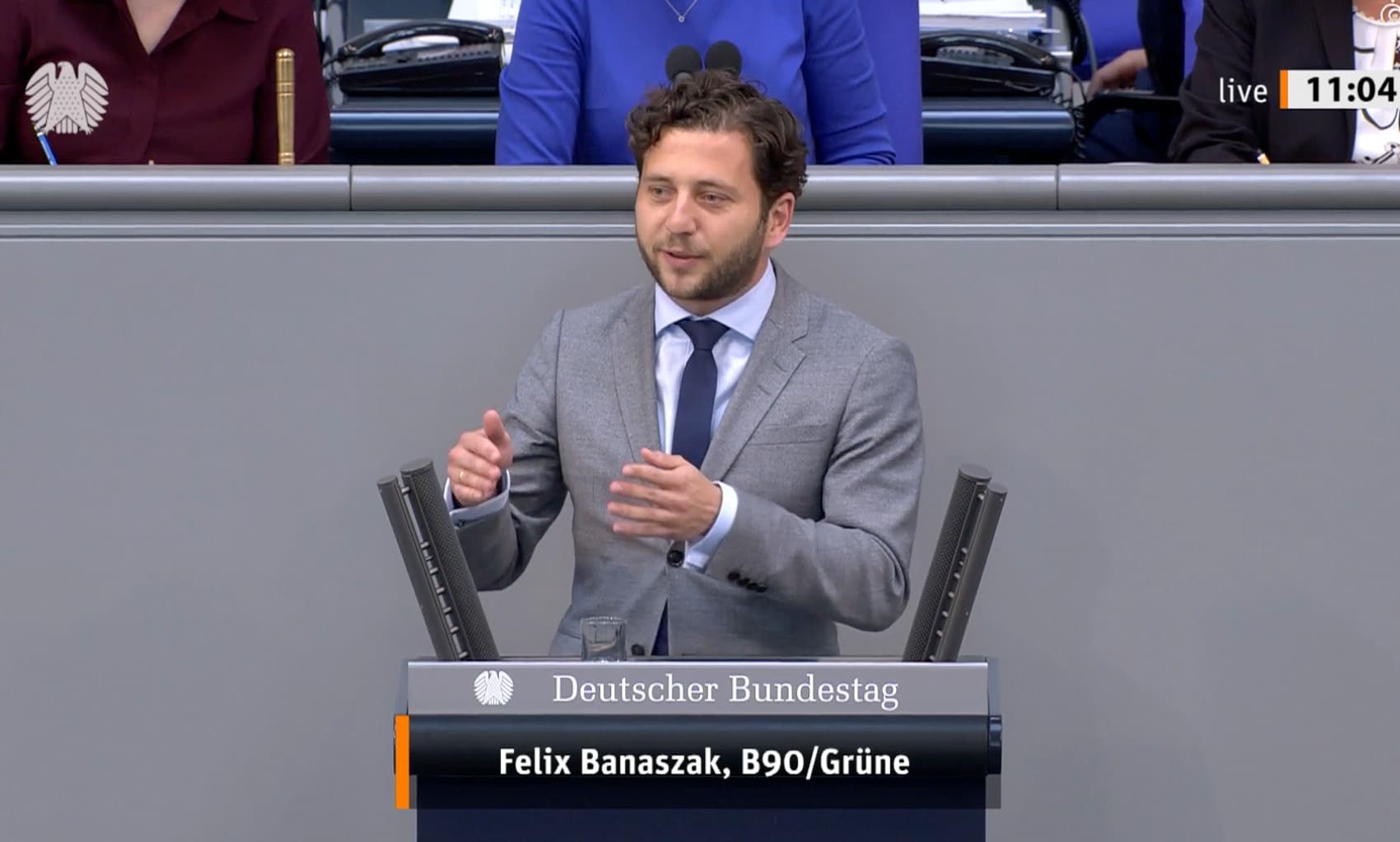 Felix Banaszak im Bundestag am Rednerpult